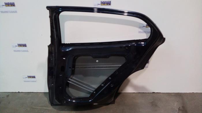 Portière 4portes arrière droite Mercedes GLA