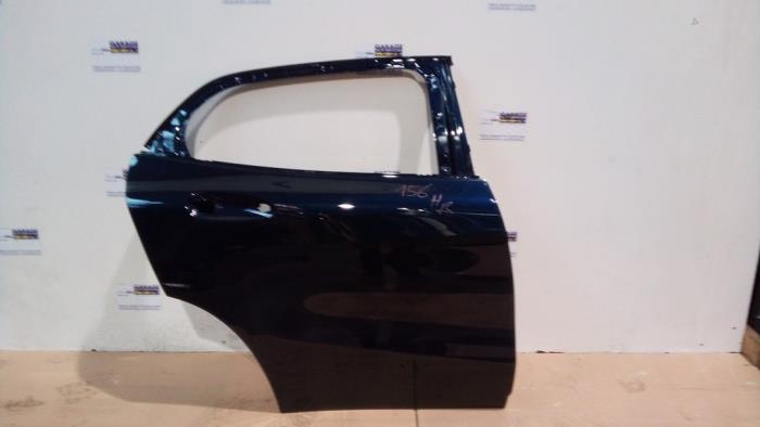 Drzwi prawe tylne wersja 4-drzwiowa Mercedes GLA