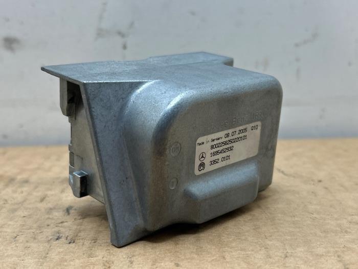 Ignition lock + computer Mercedes A-Klasse