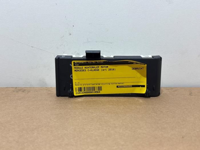 Module passage hayon Mercedes C-Klasse