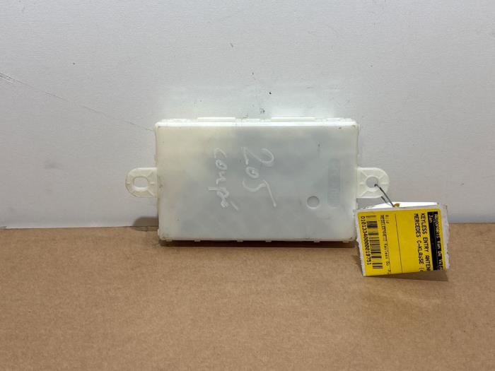 Keyless entry antenna Mercedes C-Klasse