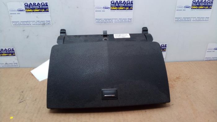 Affichage navigation Mercedes C-Klasse