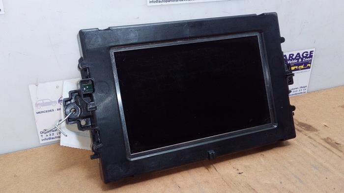 Navigation Display Mercedes C-Klasse