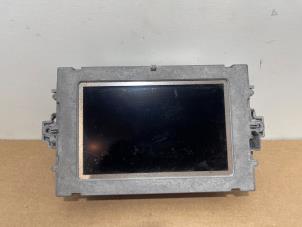 Gebruikte Navigatie Display Mercedes C (W204) 1.6 C-180 16V BlueEfficiency Prijs € 90,75 Inclusief btw aangeboden door Autoparts Van De Velde