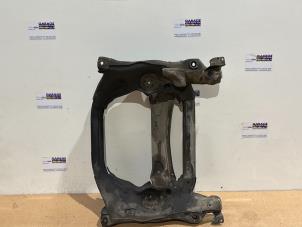 Gebruikte Subframe Mercedes S (W221) 5.5 S-550 32V Prijs € 242,00 Inclusief btw aangeboden door Autoparts Van De Velde