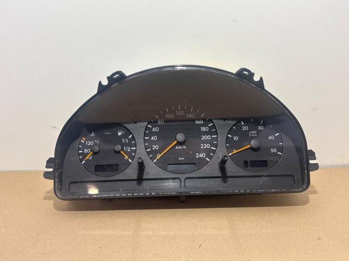 Tacho - Kombiinstrument KM Mercedes ML-Klasse