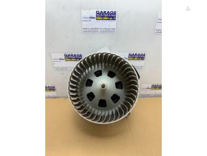 Gebruikte Aanjager Mercedes GL (X164) 4.0 GL 450 CDI V8 32V Prijs € 151,25 Inclusief btw aangeboden door Autoparts Van De Velde