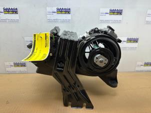 Gebruikte Blower Mercedes GL (X164) 4.0 GL 450 CDI V8 32V Prijs € 121,00 Inclusief btw aangeboden door Autoparts Van De Velde