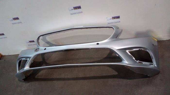 Zderzak przedni Mercedes C-Klasse