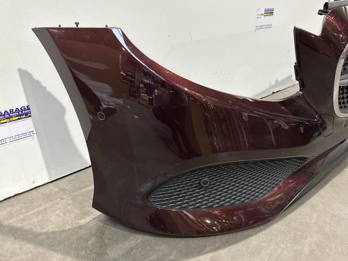 Zderzak przedni Mercedes E-Klasse