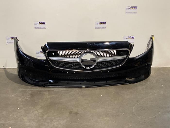Zderzak przedni Mercedes E-Klasse