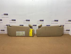 Gebruikte Zonneklep set Mercedes C (W204) 3.0 C-320 CDI V6 24V Prijs € 60,50 Inclusief btw aangeboden door Autoparts Van De Velde