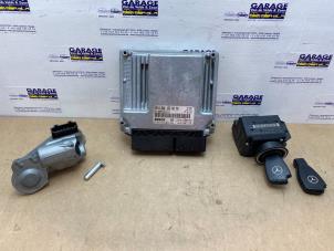 Gebruikte Contactslot + computer Mercedes E (W211) 2.2 E-220 CDI 16V Prijs € 151,25 Inclusief btw aangeboden door Autoparts Van De Velde