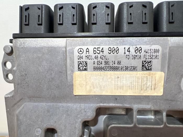 Engine management computer Mercedes E-Klasse