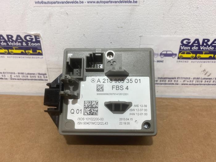 Serrure de contact + ordinateur Mercedes E-Klasse