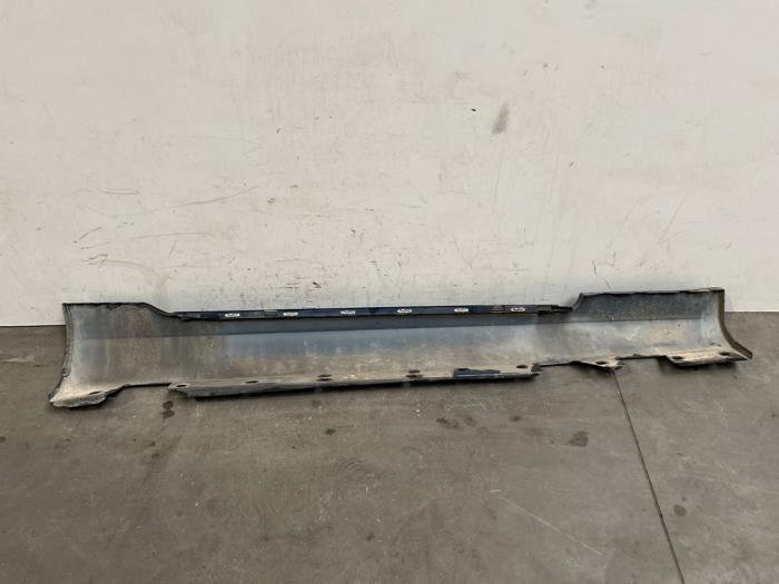 Próg lewy Mercedes SLK