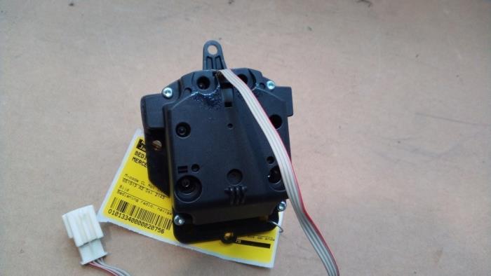 Commande ordinateur de bord Mercedes C-Klasse