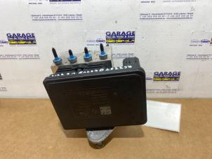 Gebruikte ABS Computer Mercedes C (W205) C-200d 2.2 16V Prijs € 151,25 Inclusief btw aangeboden door Autoparts Van De Velde