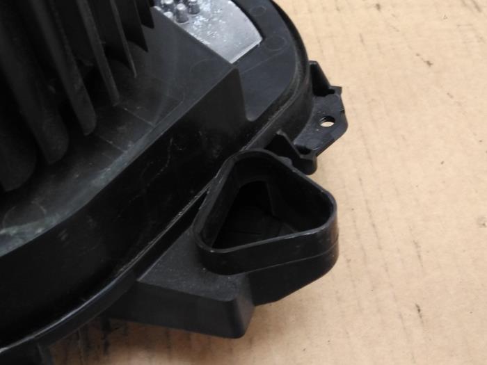 Moteur de ventilation chauffage Mercedes CLA