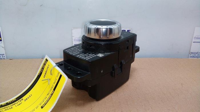 Bedienung BordSteuergerät Mercedes B-Klasse