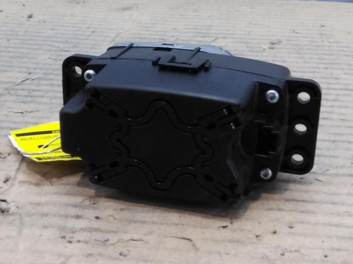 Bedienung BordSteuergerät Mercedes B-Klasse