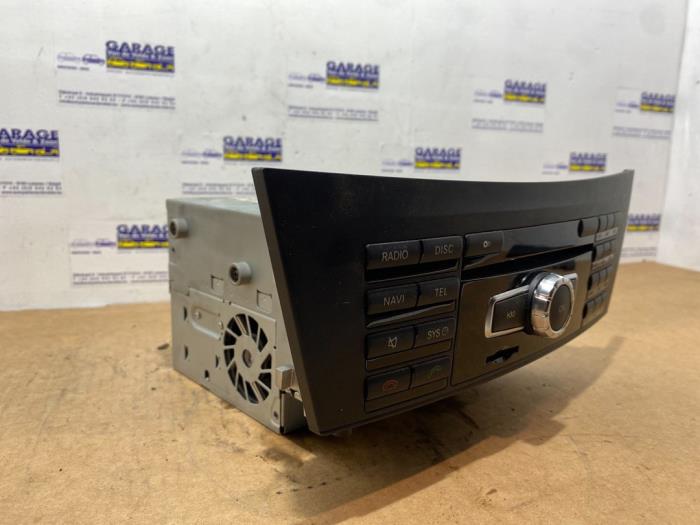 Radio Mercedes C-Klasse