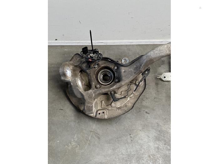 Achsschenkel links vorne Mercedes E-Klasse