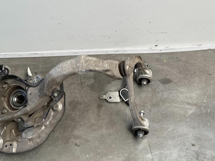 Achsschenkel links vorne Mercedes E-Klasse