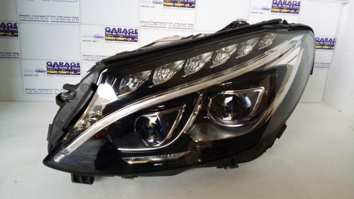 Headlight, left Mercedes C-Klasse