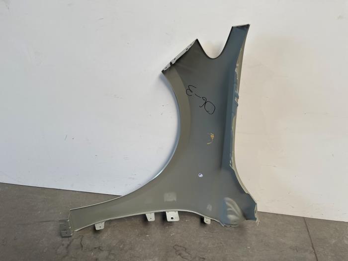 Front wing, right Mercedes B-Klasse