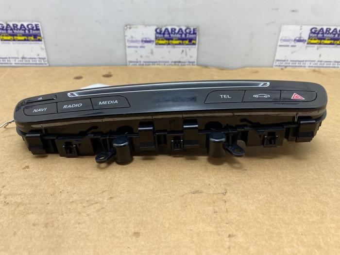 Bedienung BordSteuergerät Mercedes C-Klasse