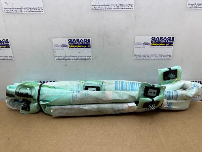 Kurtyna prawa Mercedes C-Klasse