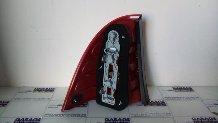 Luz trasera derecha Mercedes C-Klasse