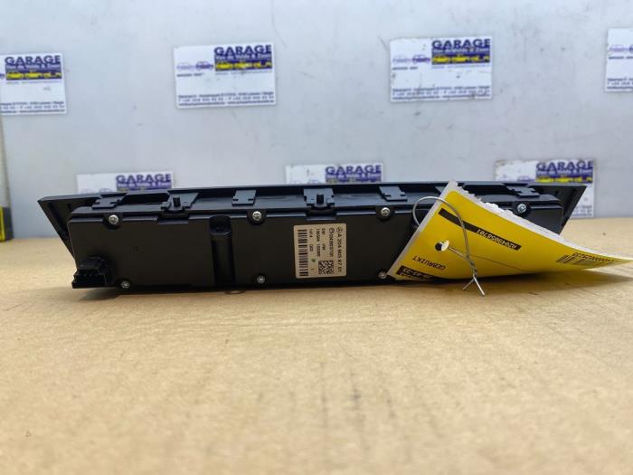 Commutateur éclairage d'urgence Mercedes C-Klasse