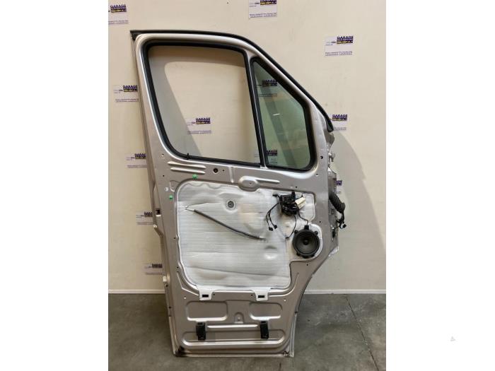 Portier 4Deurs links-voor Mercedes Sprinter