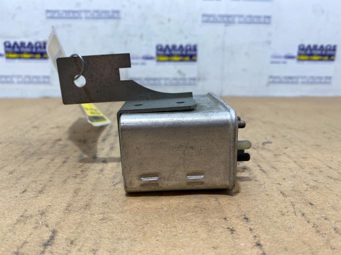 Przekaznik swiec zarowych Mercedes 200 - 500