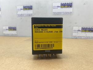 Gebruikte Airco relais Mercedes E (W124) 2.8 280 E 24V Prijs € 90,75 Inclusief btw aangeboden door Autoparts Van De Velde