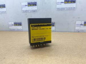 Gebruikte Airco relais Mercedes E diesel (W124) 2.5 250 D Prijs € 151,25 Inclusief btw aangeboden door Autoparts Van De Velde