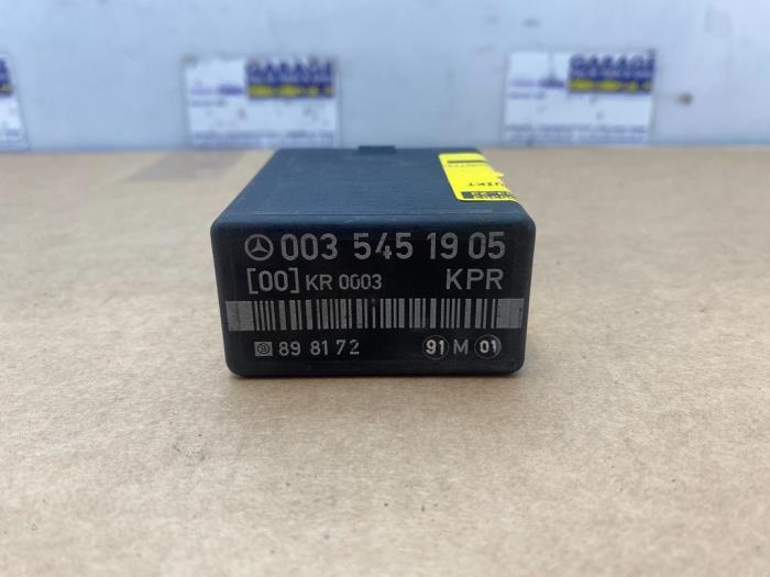 Relais pompe carburant Mercedes E-Klasse