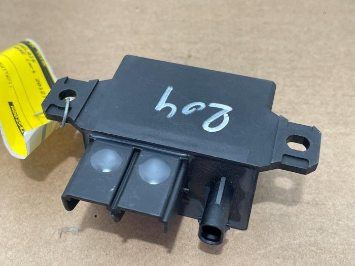 Overvoltagesrelay Mercedes E-Klasse