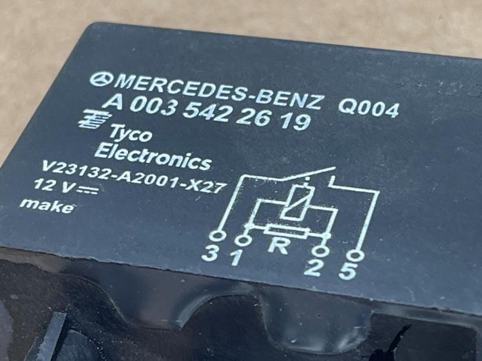 Overvoltagesrelay Mercedes E-Klasse