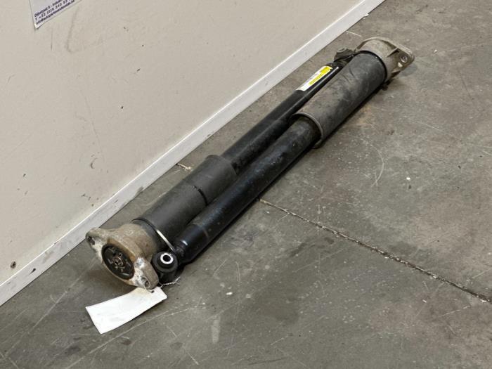 Shock absorber kit Mercedes C-Klasse