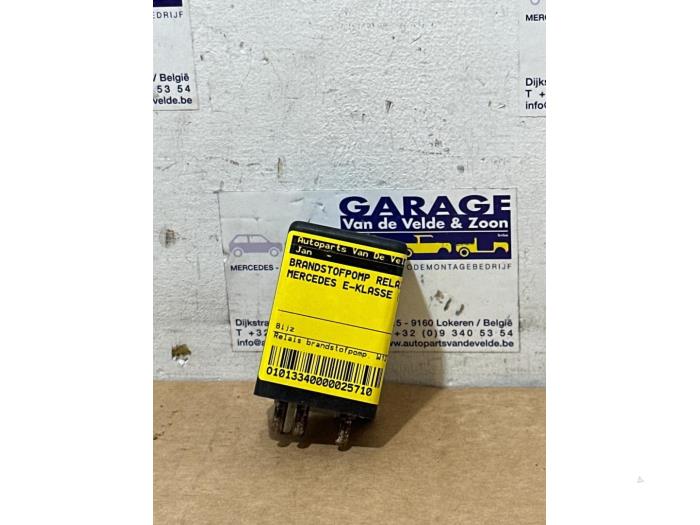 Brandstofpomp relais Mercedes E-Klasse