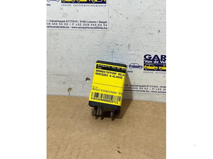 Brandstofpomp relais Mercedes E-Klasse