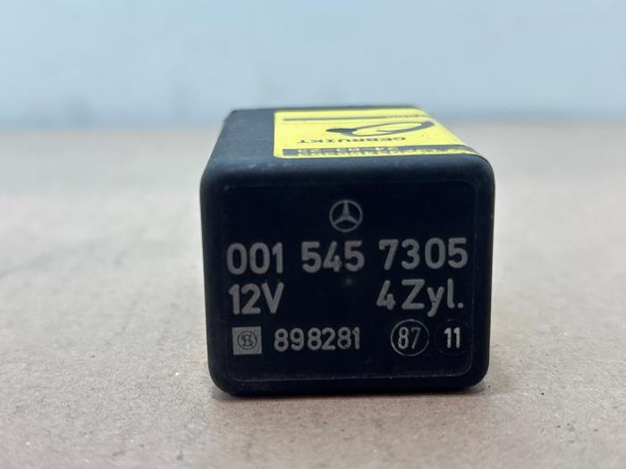 Przekaznik pompy paliwa Mercedes E-Klasse