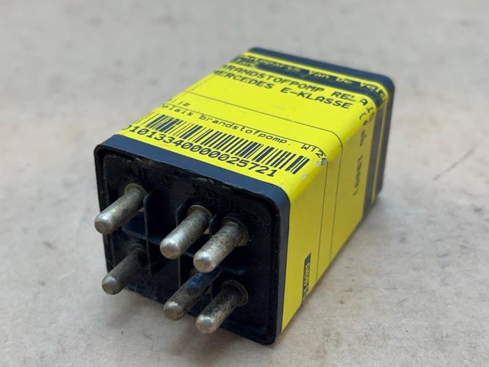 Brandstofpomp relais Mercedes E-Klasse