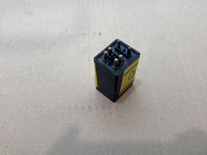 Brandstofpomp relais Mercedes E-Klasse