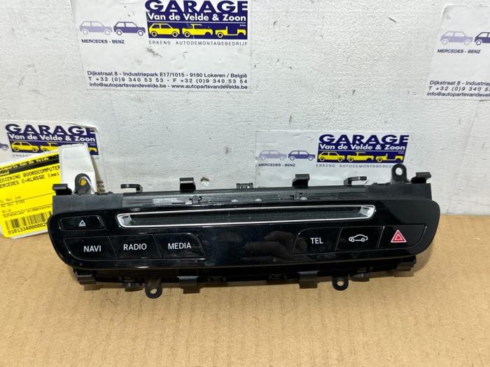 Sterowanie komputera pokladowego Mercedes C-Klasse