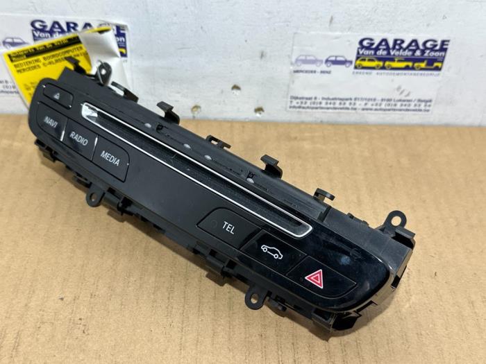 Sterowanie komputera pokladowego Mercedes C-Klasse