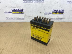 Gebruikte Stappenmotor Mercedes E diesel (W124) 3.0 300 D Prijs € 90,75 Inclusief btw aangeboden door Autoparts Van De Velde